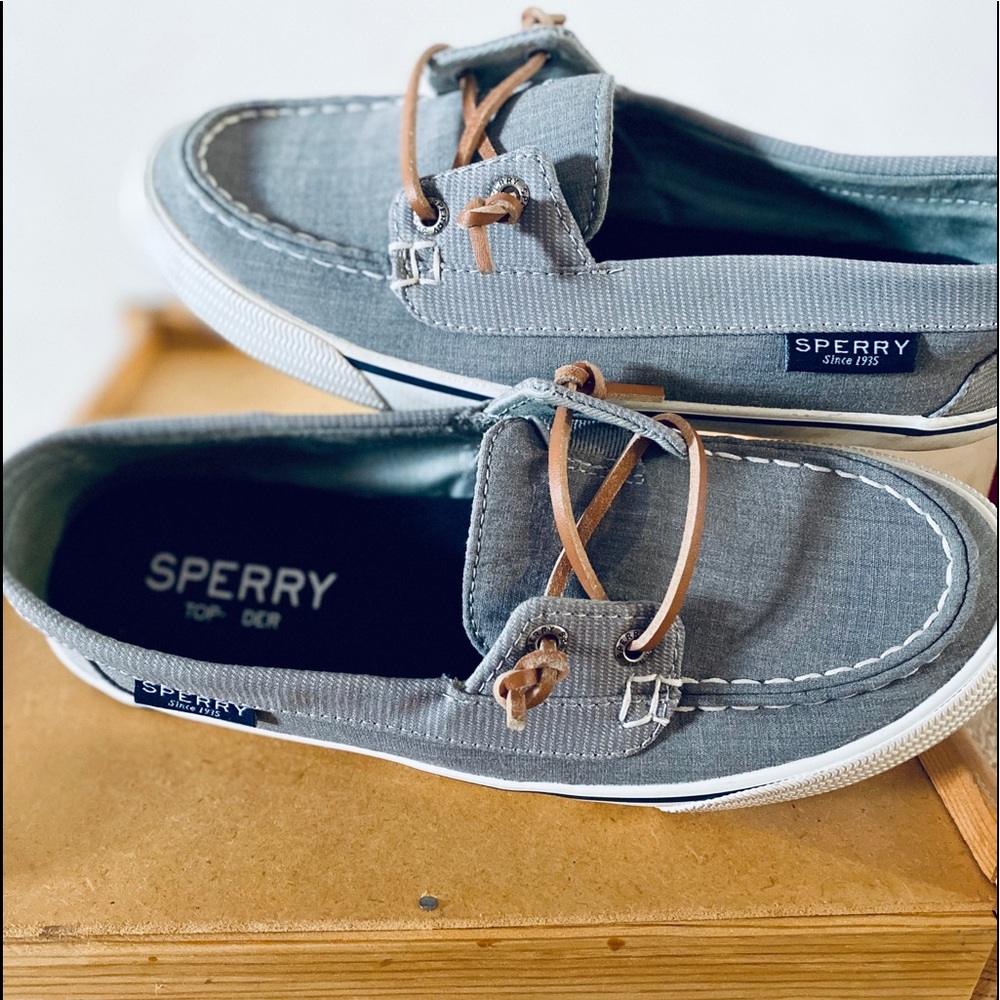 🤩GREY SPERRY’S SHOES🤩